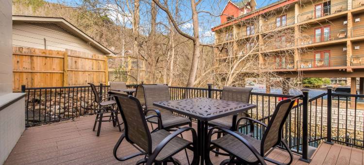 里弗伊克诺旅馆套房酒店(Econo Lodge Inn & Suites on the River)图片