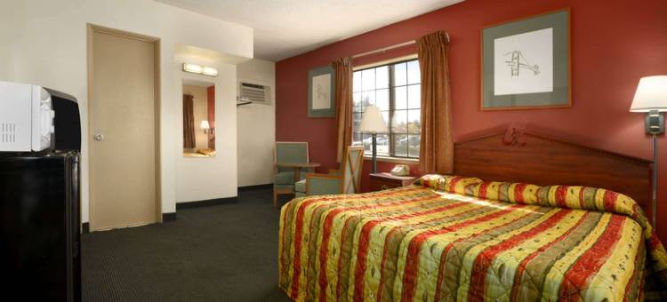 费拉格尔斯塔夫大学西温德姆豪生酒店(Howard Johnson by Wyndham Flagstaff University West)图片