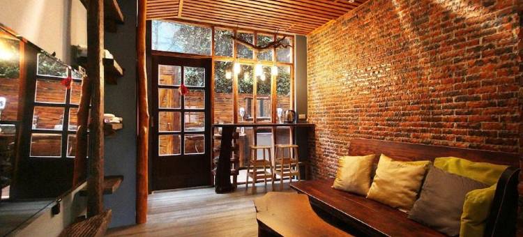 南投日月潭玥湖背包客讚民宿图片