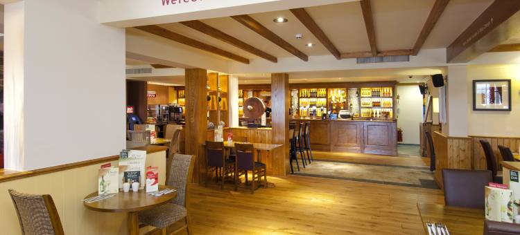 坎比恩普里米尔酒店(Premier Inn Camborne)图片