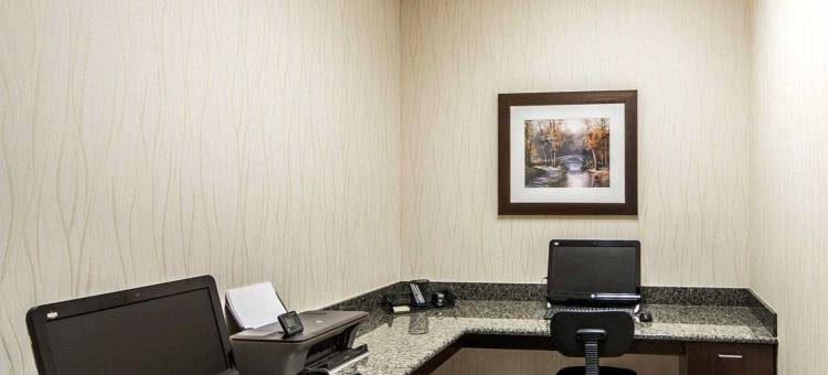 舒适套房酒店(Comfort Inn & Suites)图片