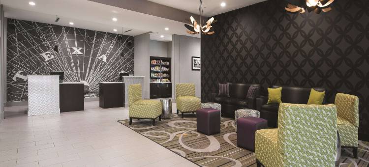 沃斯堡西-I-30拉昆塔温德姆套房酒店(La Quinta Inn & Suites by Wyndham Fort Worth West - I-30)图片