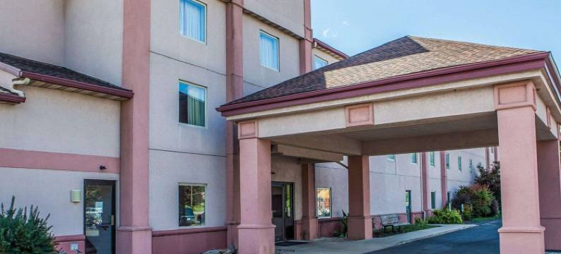 中途凯艺酒店(Quality Inn Midway)图片