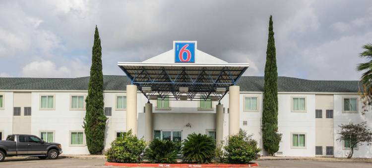 纽布朗费尔斯6号汽车旅馆(Motel 6 New Braunfels, TX)图片