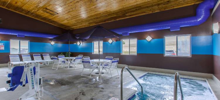 威斯康星巴拉布 - 德尔顿湖 6 号汽车旅馆(Motel 6 Baraboo, WI - Lake Delton)图片