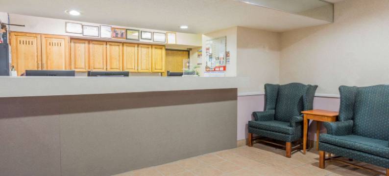 圣查尔斯温德姆速8酒店(Super 8 by Wyndham St. Charles)图片