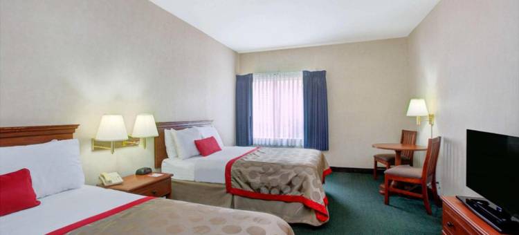 霍桑洛杉矶国际机场华美达酒店(Ramada by Wyndham Hawthorne LAX / LA Stadium)图片