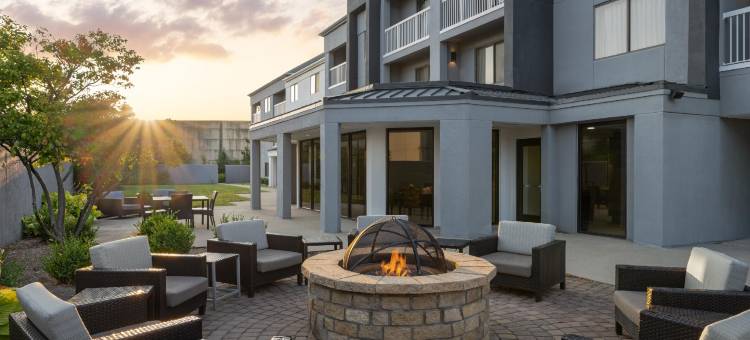 印第安纳波利斯西北万怡酒店(Courtyard Indianapolis Northwest)图片