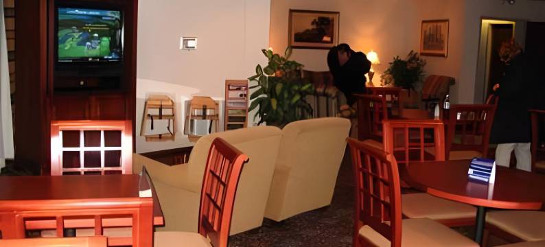 东皮奥里亚欢朋酒店(Hampton Inn Peoria-East at the Riverboat Casino)图片