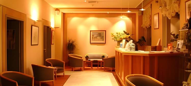 奥克斯萨克雷斯布莱特酒店(Brit Hotel Aux Sacres Reims, Centre Historique)图片