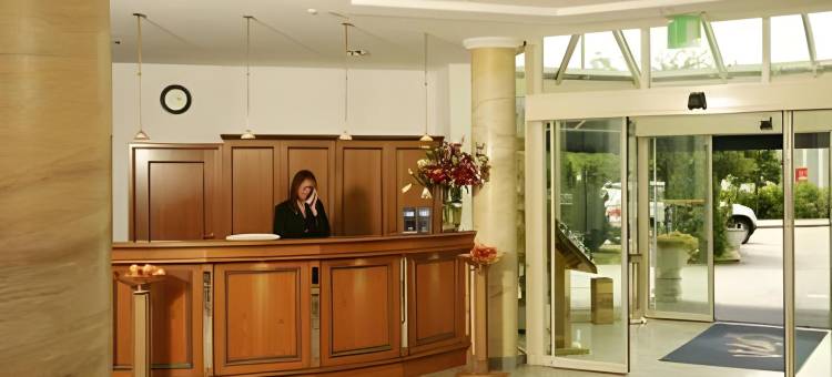 慕尼黑维克多酒店(Victor's Residenz-Hotel München)图片