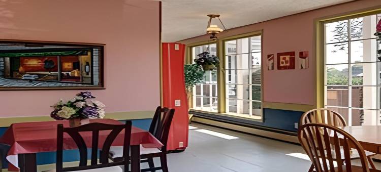 巴杰特霍斯特东端里弗黑德酒店(Budget Host East End Hotel in Riverhead)图片