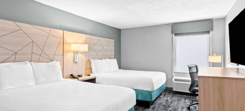 贝斯特韦斯特多斯韦尔酒店(Days Inn by Wyndham Doswell at the Park)图片