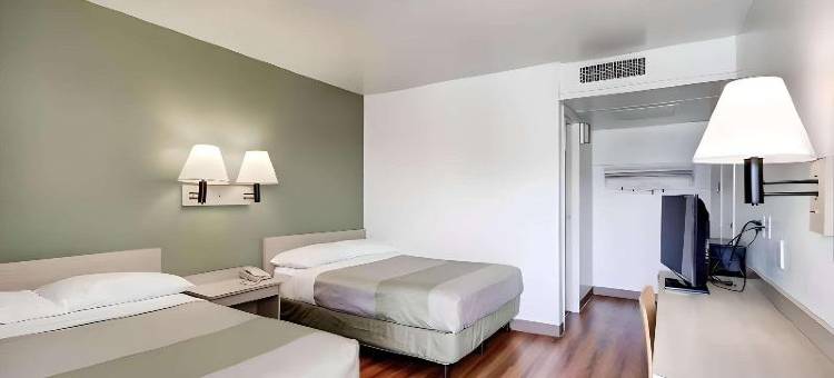 伊克诺旅馆米德维勒(Econo Lodge Midvale)图片