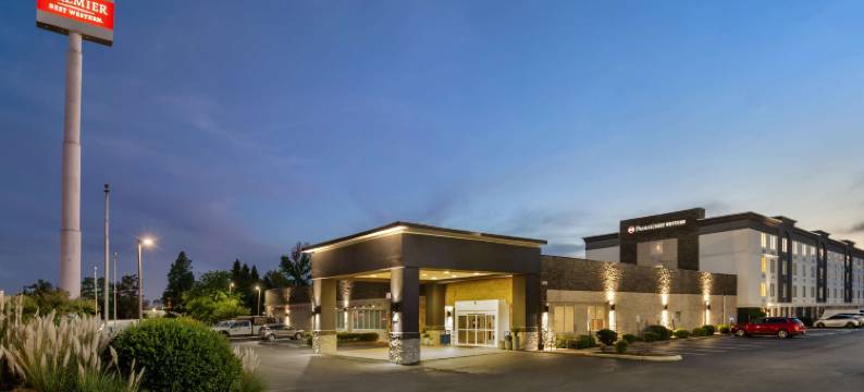 列治文市度假贝斯特韦斯特精品酒店(Best Western Premier Richmond City Gateway)图片