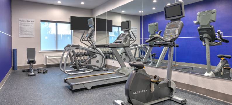 洲际智选假日酒店及套房温尼(Holiday Inn Express & Suites WINNIE by IHG)图片