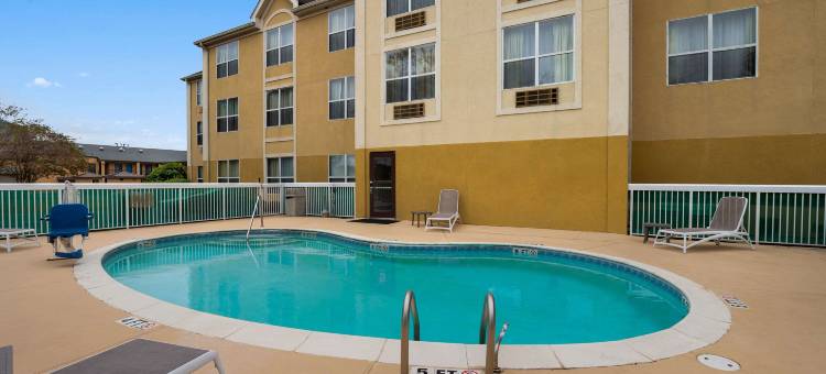 桑蒂I-95舒适套房酒店(Comfort Inn & Suites Santee I-95)图片