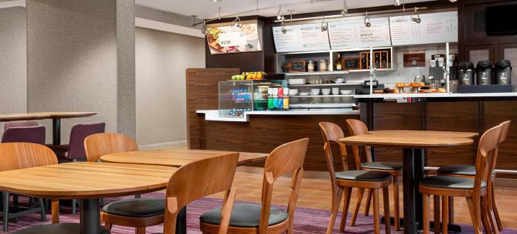 博林格林会议中心万怡酒店(Courtyard Bowling Green Convention Center)图片