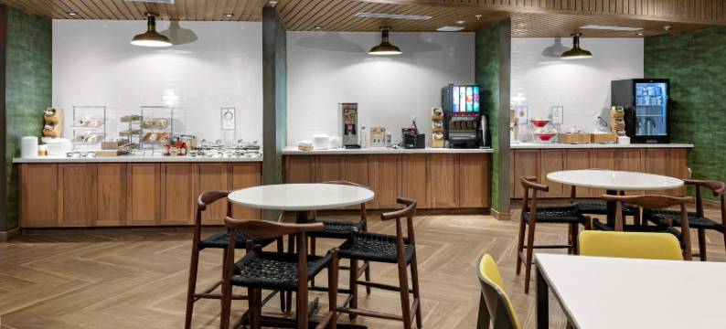 万枫克林顿港滨水套房酒店(Fairfield Inn & Suites Port Clinton Waterfront)图片