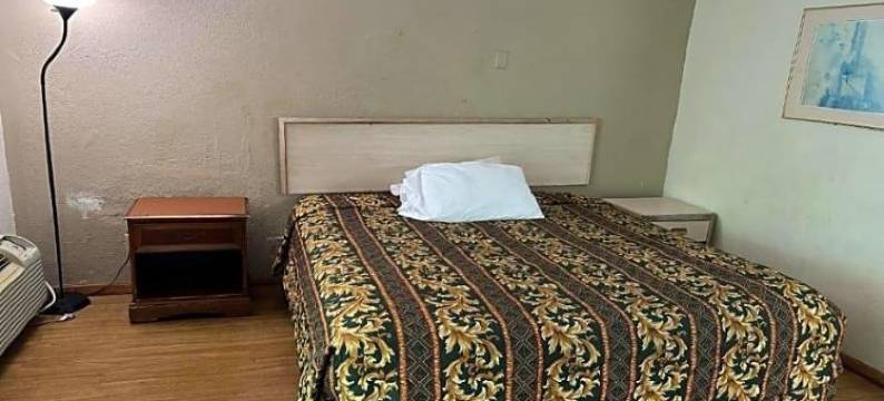 Hotel O 甘斯维尔大学区的 Kampus Inn(Kampus Inn by Hotel O Gainesville - University Area)图片