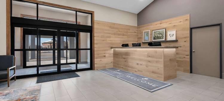 库恩拉匹兹丽怡酒店(Country Inn & Suites by Radisson, Coon Rapids, MN)图片