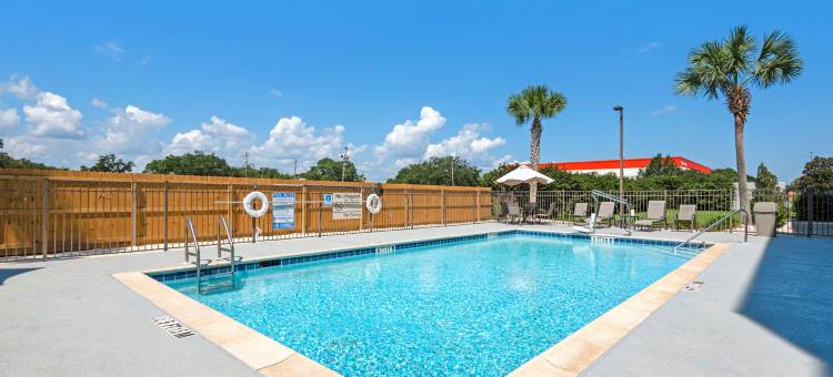 大学城广场彭萨科拉欢朋套房酒店I-10 N(Hampton Inn & Suites Pensacola I-10 North at University Town Plaza)图片