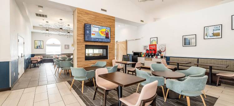 沃特镇贝斯特韦斯特酒店(Best Western Watertown)图片