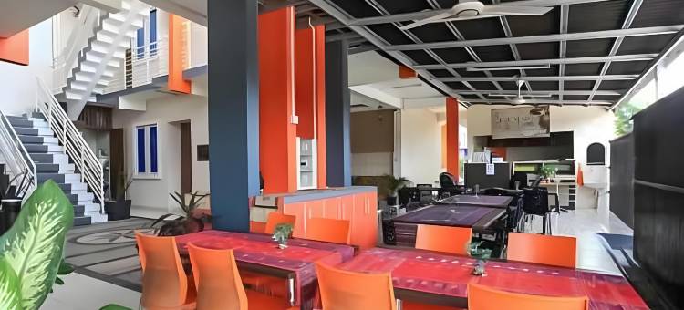 北干巴鲁南西斯家庭旅馆(The Nancy's Homestay Pekanbaru Mitra RedDoorz)图片