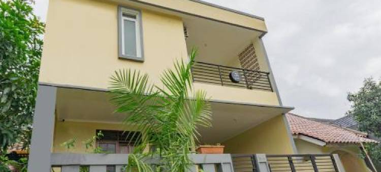 OYO Life 2216 Griya Jakasetia图片