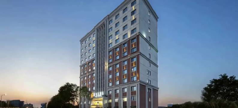 菲与凡酒店图片