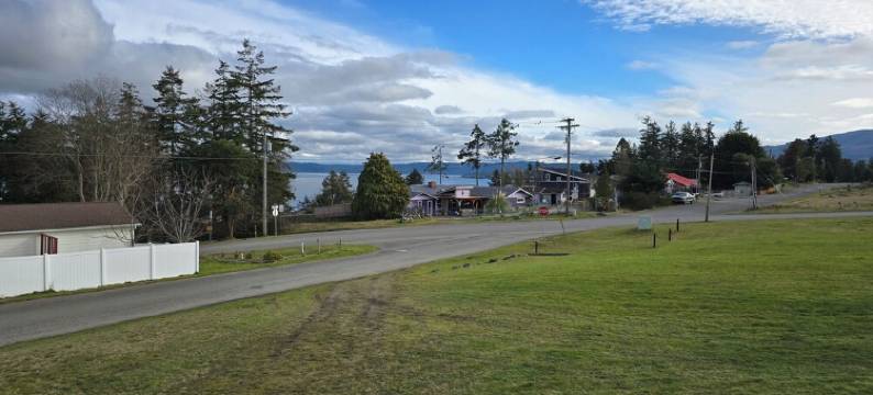 Diamond Point Escape~ Peaceful retreat, Water Views, King Bed & Arcade Game Room图片