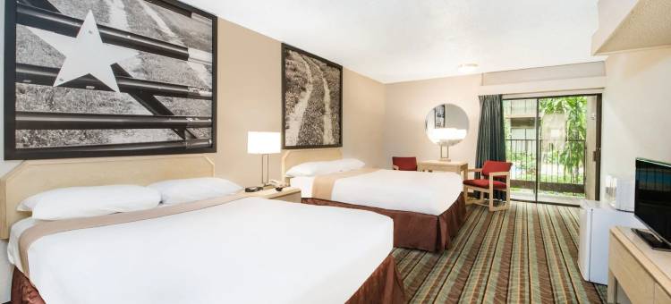 奥佐纳共和酒店(Republic Hotel of Ozona)图片