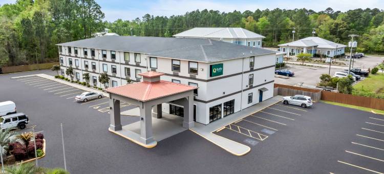 比洛克西 - 海洋泉品质酒店及套房(Quality Inn & Suites Biloxi - Ocean Springs)图片