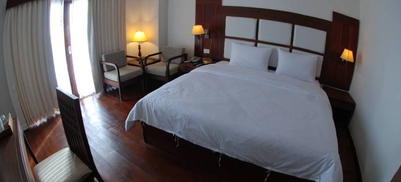 河畔城酒店(River City Hotel)图片