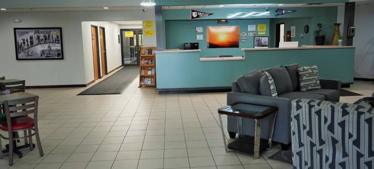 格罗夫城温德姆速8酒店(Super 8 by Wyndham Grove City)图片