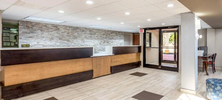 品质酒店福特米尔 靠近卡罗温兹大道(Quality Inn Fort Mill Near Carowinds Blvd)图片