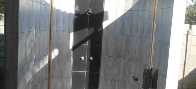 桑兹湖庄园酒店(Lake Sands Manor)图片