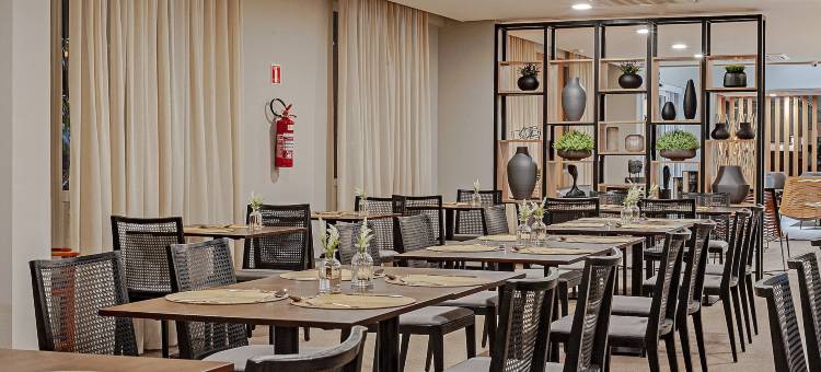 古里提巴机场斯拉维耶罗酒店(Slaviero Curitiba Aeroporto)图片