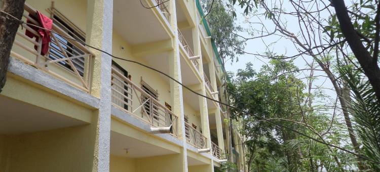 奥姆赛乔鲁特拉艾肯住宅酒店(Hotel Om Sai Chattra Icon Residency)图片