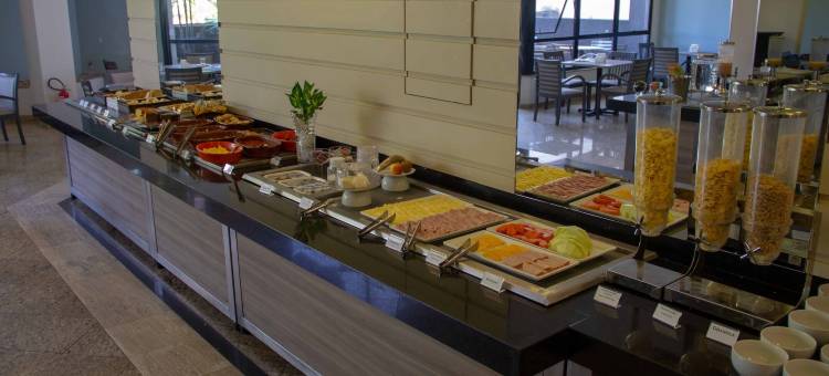 双塔公寓(Twin Towers Flat)图片