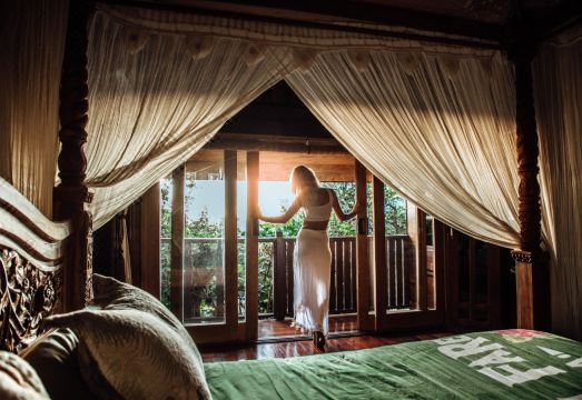 Rohotu Fare Hotel Overview