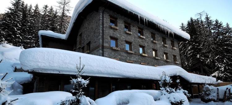 伊甸园小木屋旅馆(Chalet Eden Eco Hotel, Restaurant & Wellness)图片