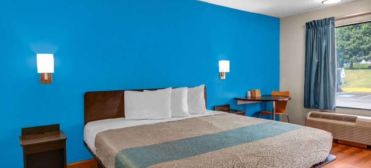 亚特兰大钱布利塔克6号汽车旅馆(Motel 6 Atlanta, GA)图片