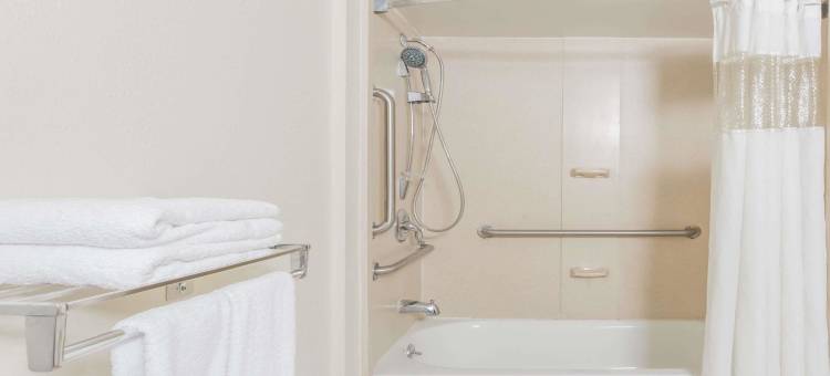 坎普斯普林斯安德鲁斯空军基地戴斯酒店(Days Inn by Wyndham Camp Springs/Andrews AFB DC Area)图片