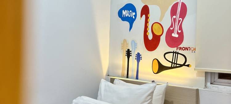 桑特前一小屋(Front One Cabin Sunter)图片