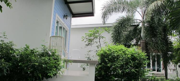 查理简易别墅酒店(Charlie's Bungalows)图片