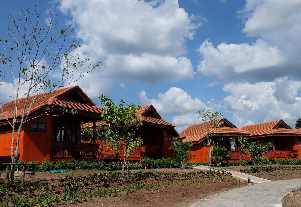 Lilawalai Resort Hotel Overview