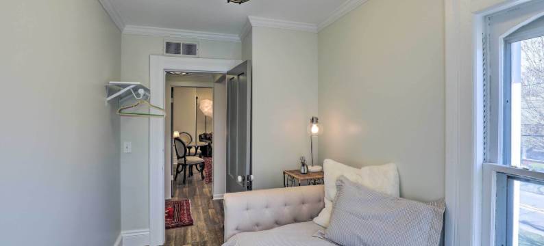 魅力与步行的费尔波特村公寓！(Charming & Walkable Fairport Village Apartment!)图片