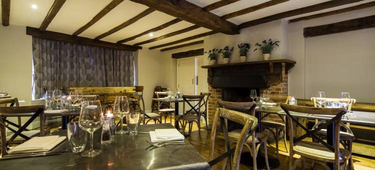 枫树庄园酒店(The Maple Manor Hotel)图片