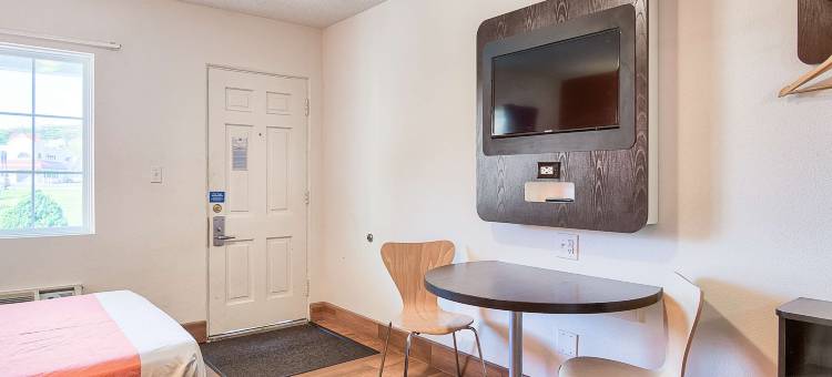 南哈里森6号汽车旅馆(Motel 6 Harrisonburg, VA - South)图片